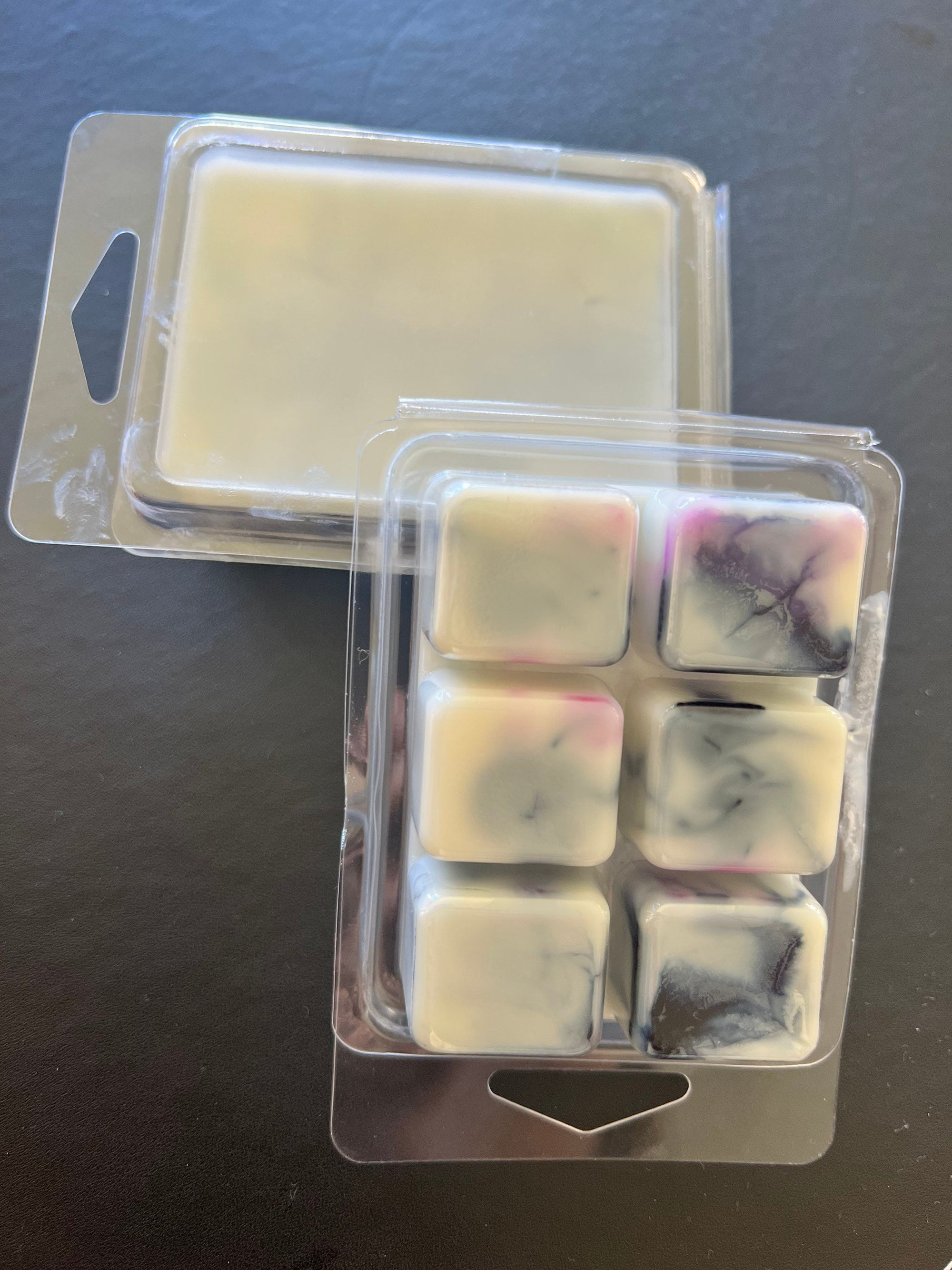 Highly Scented Christmas Clam Shell Soy Wax Melts